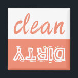 Clean eller Dirty Dishwasher Magnet<br><div class="desc">Inga fler oavsiktliga svävar från filta glasögon raka ut ur diskmaskinen som ännu inte har startat städning program! På orangen står det "Smutsigt" och på den vita sidan står det "Ren". Lägg den på diskmaskinen eller i tvätt-rummet för att lätt kunna referera till alla.</div>