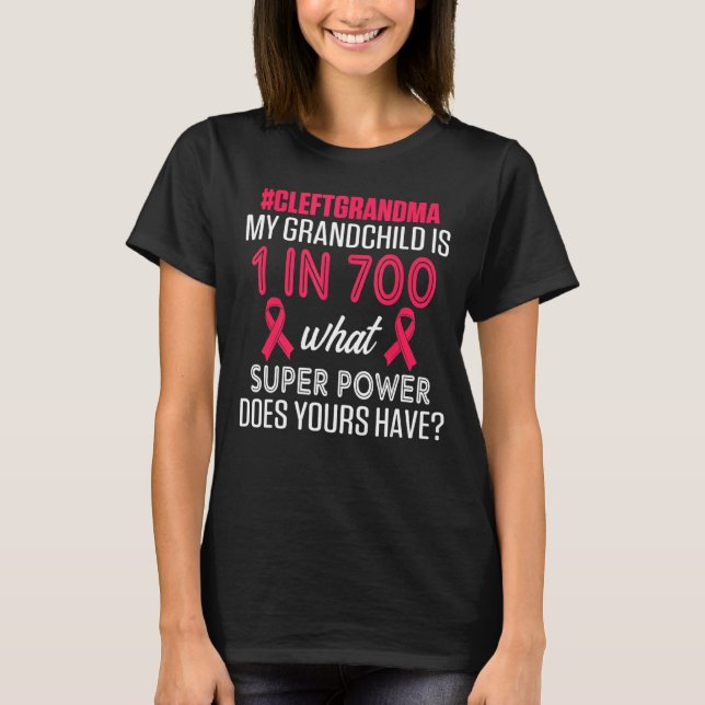 Cleft Palate Lip Grandma 700 Strong Awareness T Shirt (Framsida)