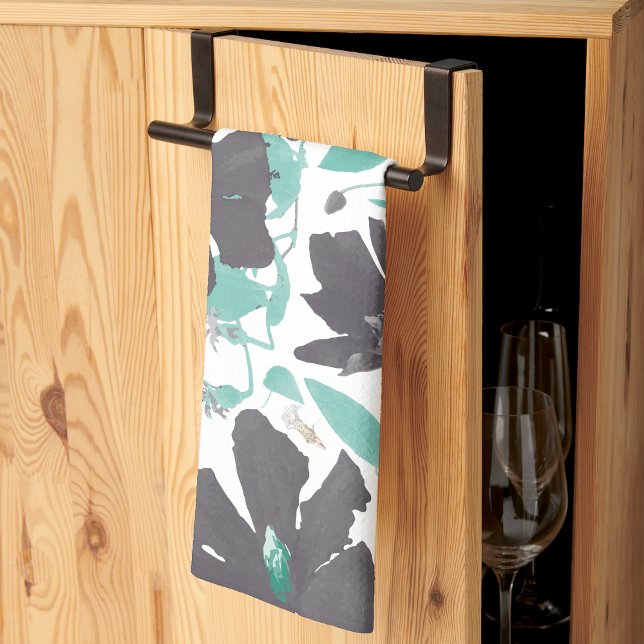 Clematis Vine Blommigt Grått Teal Watercolor Kökshandduk (Clematis Vine Floral Gray Teal Watercolor Kitchen Towel from Studio Posies.)