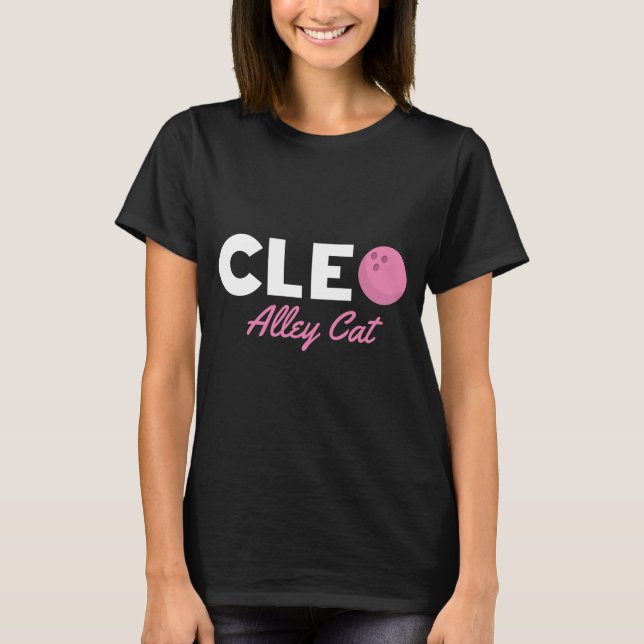 Cleo Alley Cat Bowling T Shirt (Framsida)