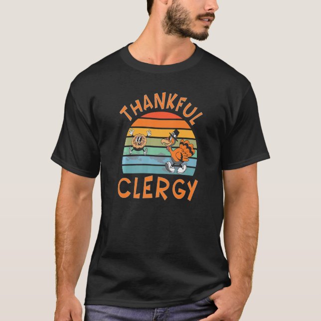 Clergy Job  Thanksgiving T Shirt (Framsida)