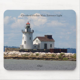 Cleveland Harbor Main Entrance Light mousad Musmatta