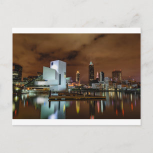 Cleveland Skyline på natten Vykort