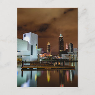 Cleveland Skyline på natten Vykort