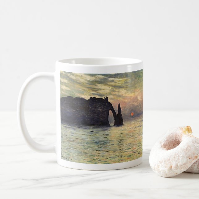 Cliff Etretat, Sunset av Claude Monet Kaffemugg (Med munk)