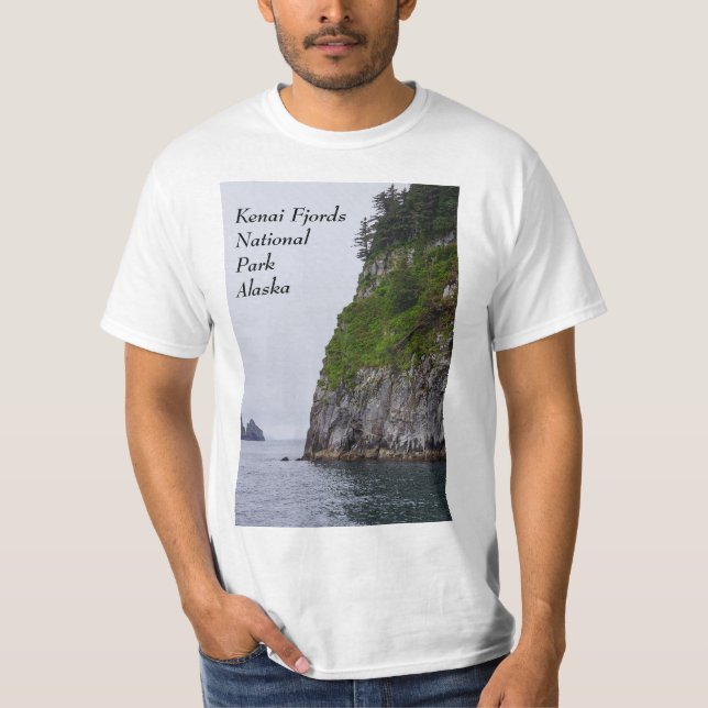 Cliff in Kenai Painterly T Shirt (Framsida)
