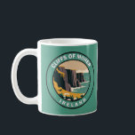 Cliffs of Moher Ireland Blommigt Travel Art Vintag Kaffemugg<br><div class="desc">Klipp av Moher vetor Art-design. Kläderna i Moher är havsklippor som ligger i sydvästra kant i regionen Burren i grevskapet Clare i Irland.</div>
