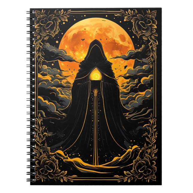 Cloaked By The Moon Anteckningsbok (Framsidan)