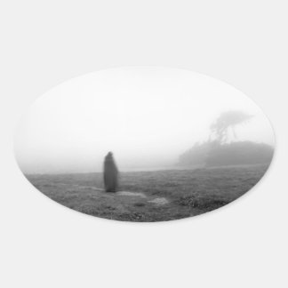 Cloaks Wanderer Sticker Ovalt Klistermärke