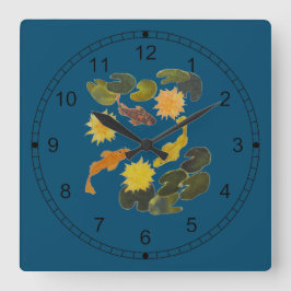 Clock - Koi bland Lily Dynors Fyrkantig Klocka