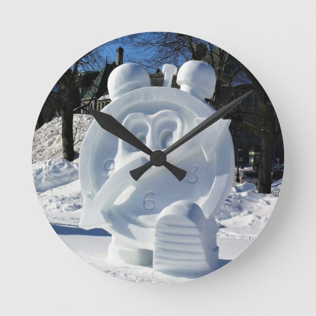 Clock Snö Sculpture, Quebec, Kanada Rund Klocka (Framsida)