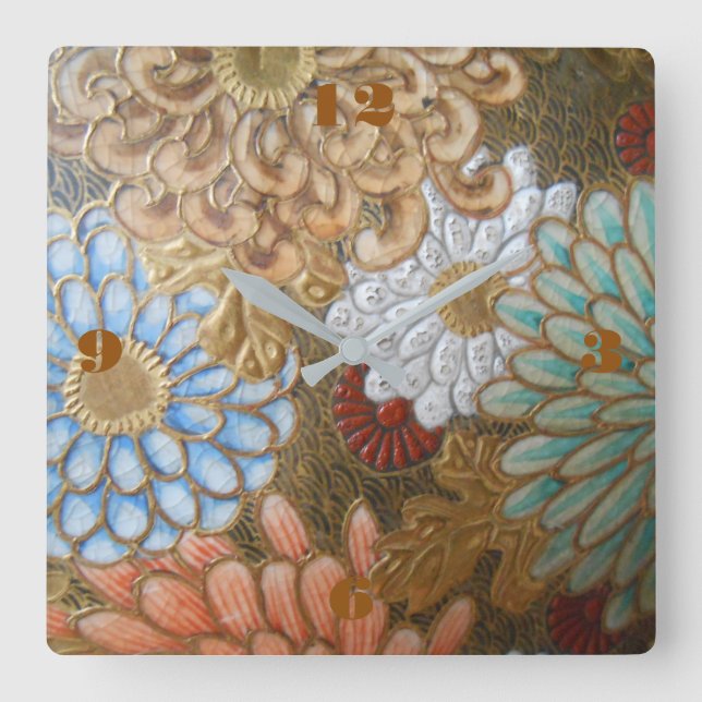 Cloisonne kvadrerar väggen tar tid på fyrkantig klocka (Framsida)