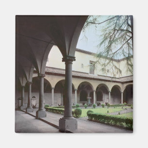 Cloister av kloster som byggs om i 1442 (fotoet) magnet