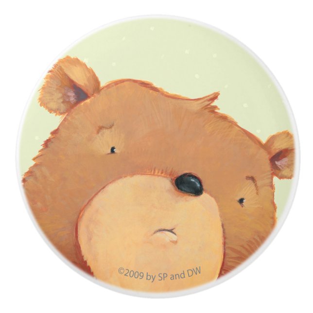 CloseUp av den stora bruna björnen Knopp (Framsidan)