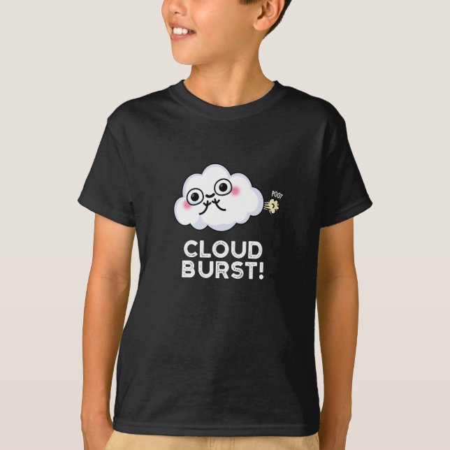 Cloud Burst Funny Cloud Fart Pun Mörk BG T Shirt (Framsida)