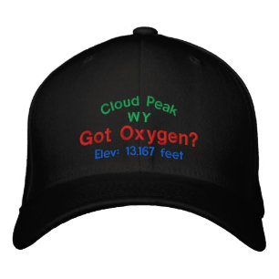 Cloud Peak Har Oxygen? Broderat tak Broderad Keps