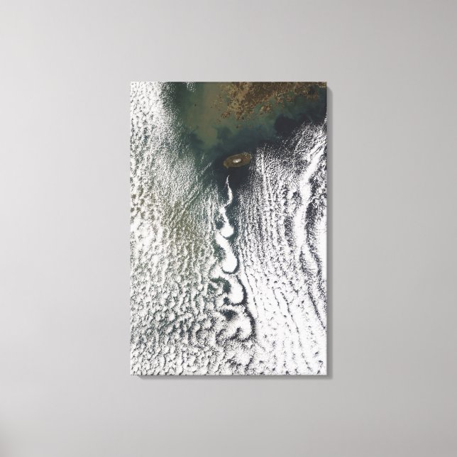 Cloud vortices off Cheju Do, Sydkorea Canvastryck (Framsida)