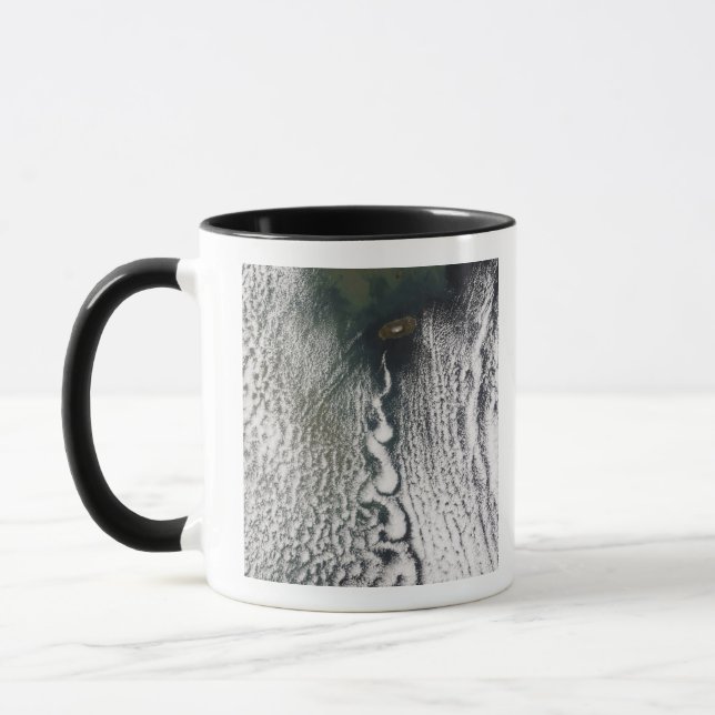 Cloud vortices off Cheju Do, Sydkorea Mugg (Vänster)