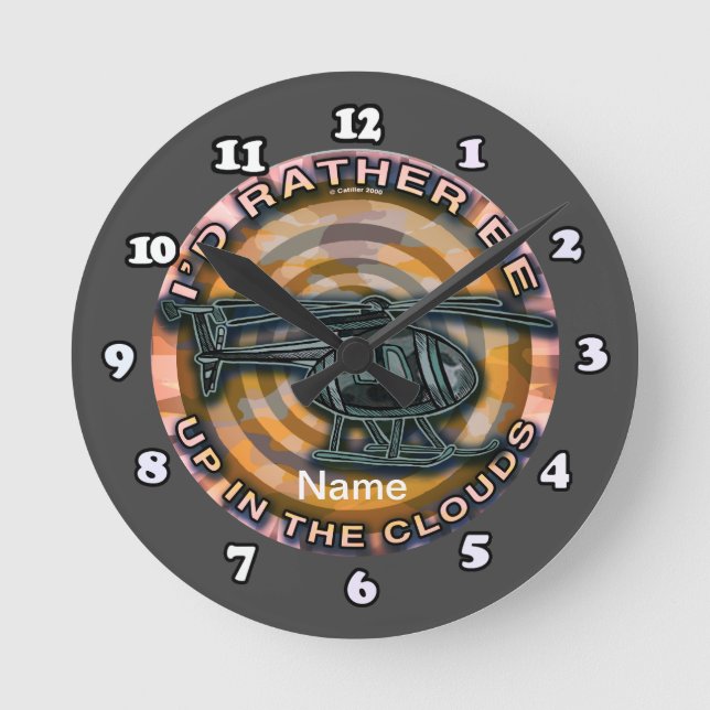 Clouds Camo Helicopter Clock Rund Klocka (Framsida)