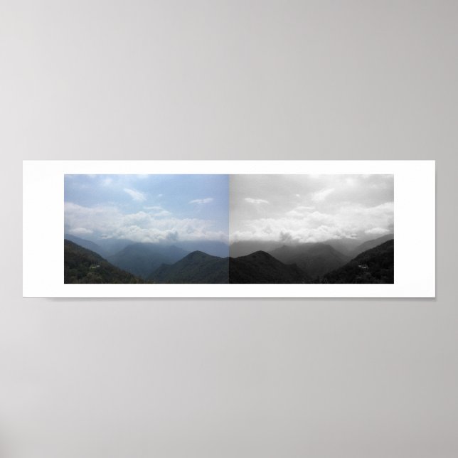 Clouds on the Hills Reflection Photography Poster (Framsidan)
