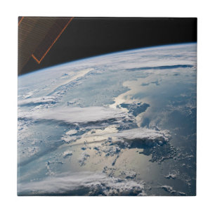 Cloudscapes Around Sumatra, Indonesien. Kakelplatta