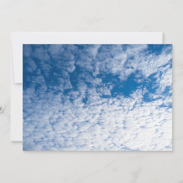 Cloudy himlar (Framsida)