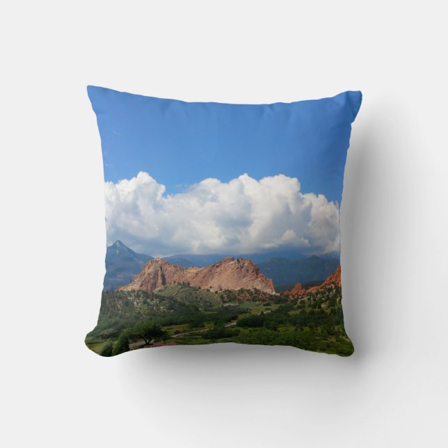 Cloudy Mountain Pillow Kudde (Framsida)