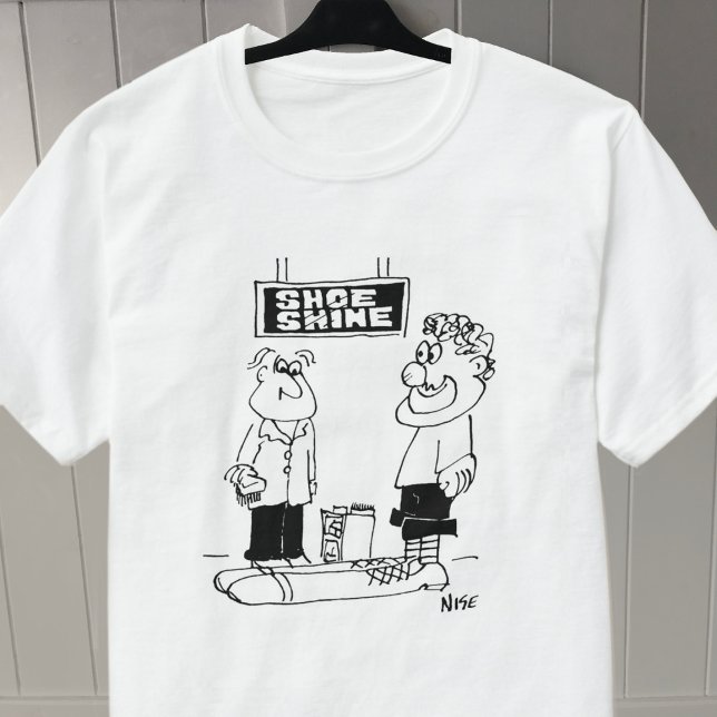 Clown Goes for a Shoe Shine T Shirt (Skapare uppladdad)