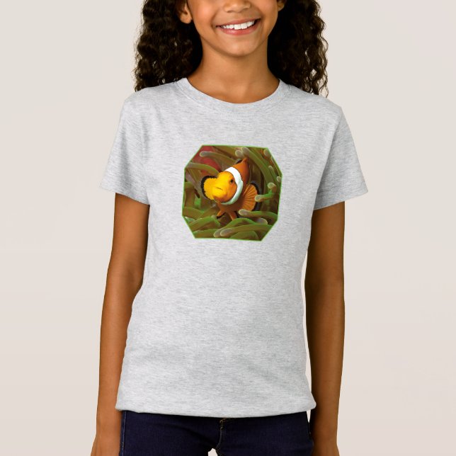 Clownfisk i grön anemone. Fotografisk design |  T Shirt (Framsida)