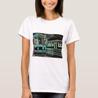 CLRV Neon på stn Women's Basic T-Shirt