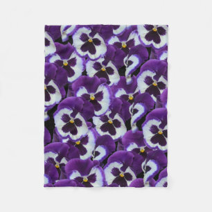 Clusters of Lila White Pansies: Harmonious Grace Fleecefilt