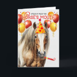 Clydesdale Chestnut Draft Horse Funny Birthday Kort<br><div class="desc">Kastanjens och den vita draghästen med tillbehör och ballonger från party,  allt i rött och gult med polka dots,  skickar önskemål på roligten till hästälskare.</div>
