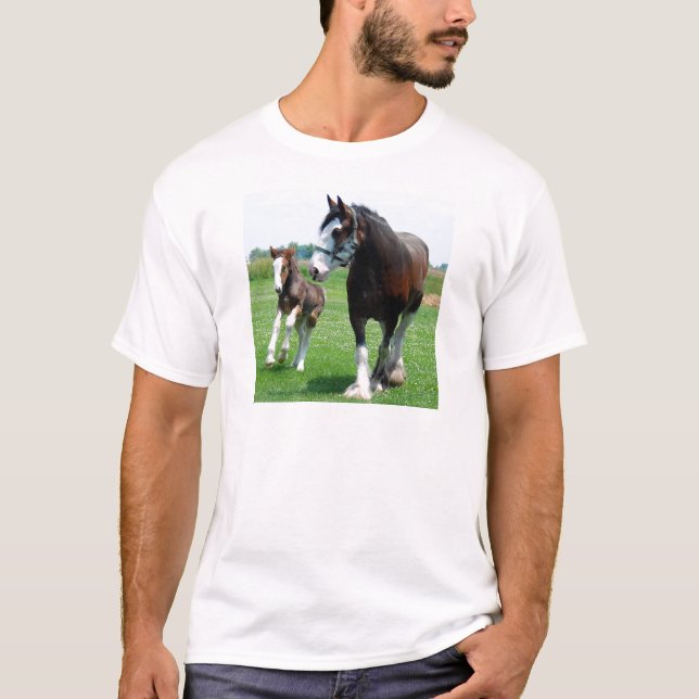 Clydesdale och ungsto t-shirt (Framsida)