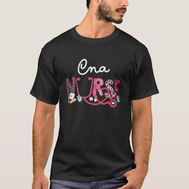 CNA Nurse Leopard Play Kärlek Heart Stethoscope RN T Shirt (Framsida)