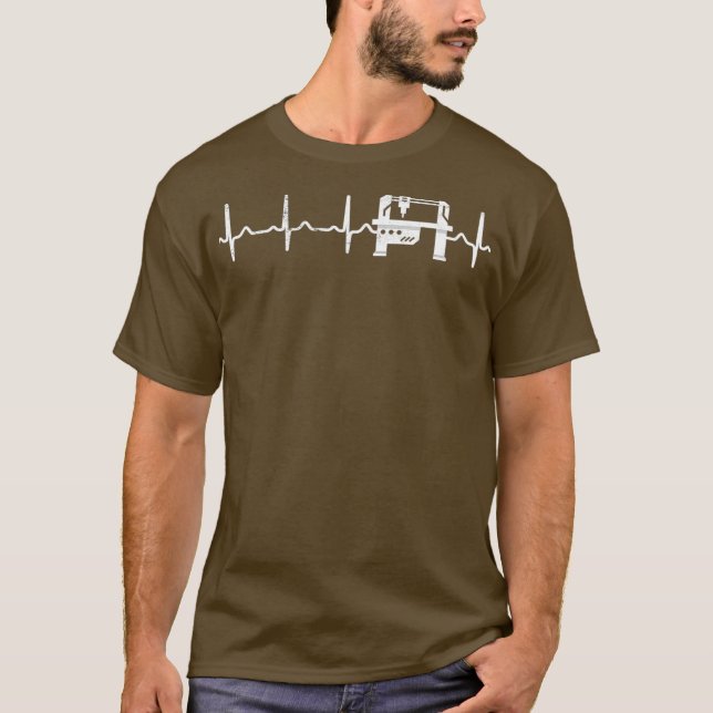 CNC Machinist Heartslag T Shirt (Framsida)