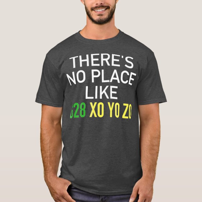 CNC Machinist's Gift G28 Computer Programmer T Shirt (Framsida)