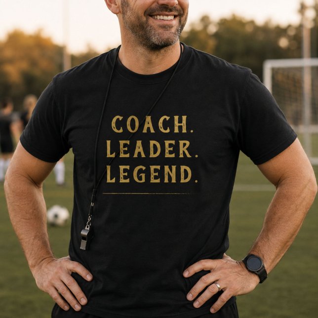 Coach Leader Legend Guld Typografi T Shirt (Skapare uppladdad)