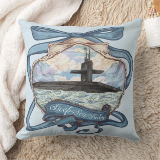 Coastal Blues Submarine Throw Pillow  Kudde