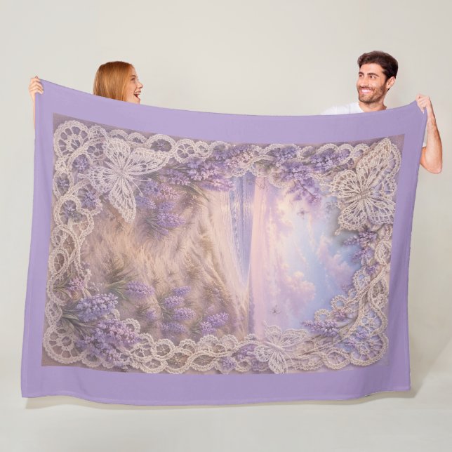 Coastal Romance: Lavender Dunes & Lace Butterflies Fleecefilt (På plats)