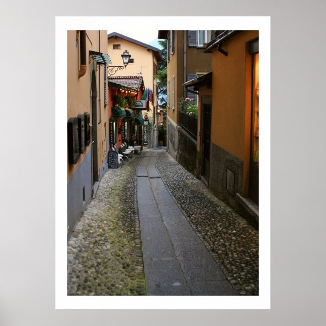 Cobblestone Street i Bellagio Poster (Framsidan)