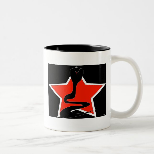 Cobra med Red Star Mugg (Höger)
