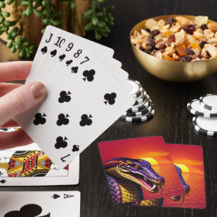 Cobra-orm med kraftig lila och gult casinokort