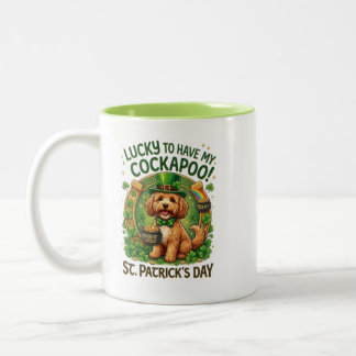 Cockapoo St Patrick's Day Lucky Dog Guldgryte Två-Tonad Mugg