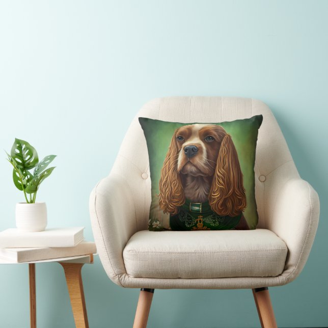 Cocker Spain Hund i St. Patrick Dress Kudde (Stol)