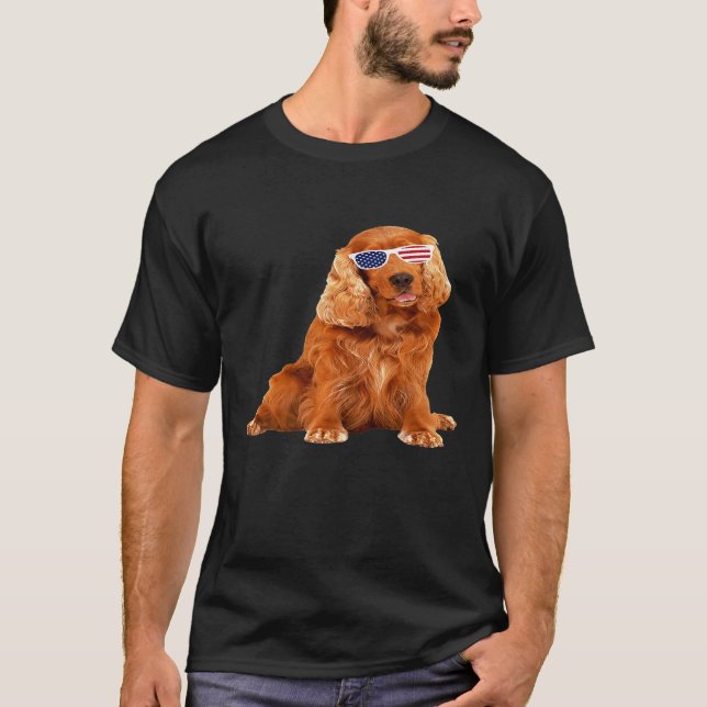 Cocker Spain Wearing Sunglass 4:e juli Hund T Shirt (Framsida)