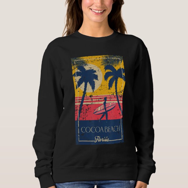 Cocoa Beach Florida Retro Surfer Distressed Design T Shirt (Framsida)