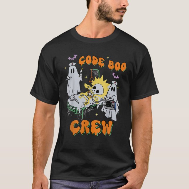 Code Boo Crew Rolig Ghost Sjuksköterska Halloween  T Shirt (Framsida)