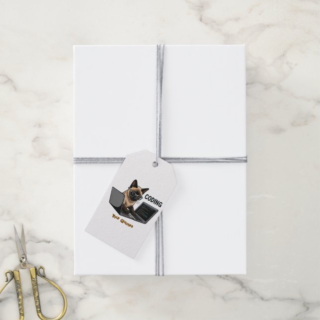 Coding Siamese Cat Cartoon Presentetikett (Med Snöre)