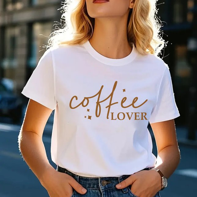 Coffee Älskare Shirt, Gift for Coffee Obssed Women T Shirt (coffee lover shirt, minimalist coffee shirt, coffee tee for her, coffee addict gift, caffeine queen)