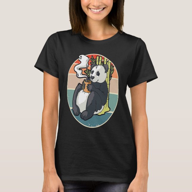 Coffee drinking panda t shirt (Framsida)